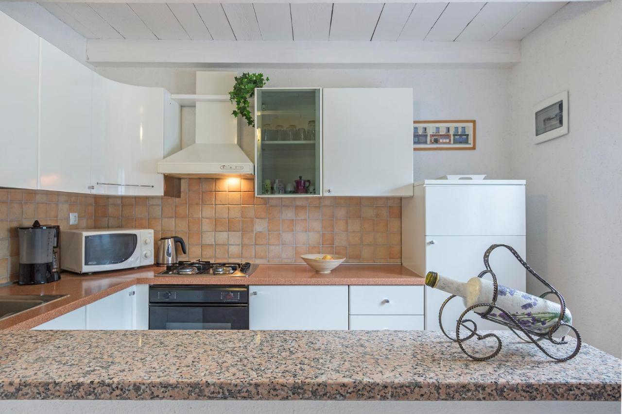 Villa Karina Tar Tar-Vabriga Екстериор снимка